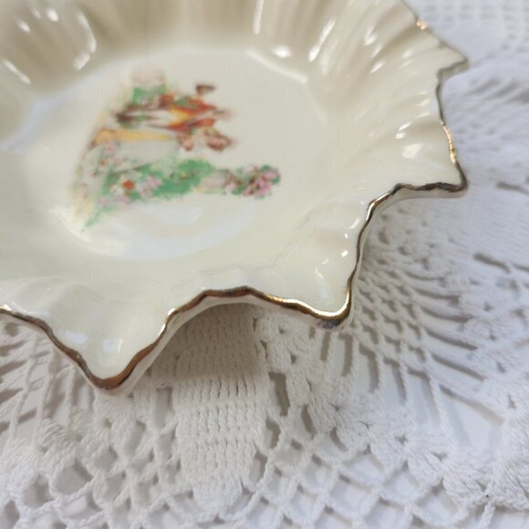 J&G Meakin Sunshine Fluted Dish Scalloped Edges Gold Gilt Regent Couple England - Picture 2 of 9
